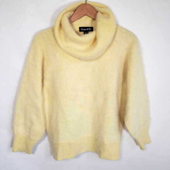 Connie A Lee Vintage 80% Angora Turtleneck Sweater Women's Size M/L Fuzzy - Picture 4 of 5